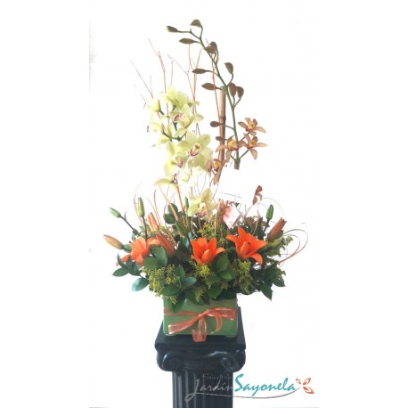 Arreglo Orquídeas y Lirios